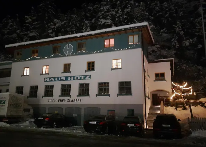 Haus Hotz Talblick Apartamento *