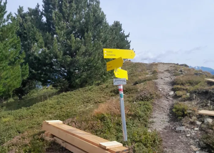 Haus Hotz Talblick Grins