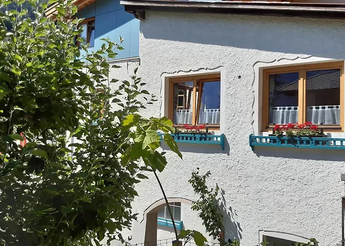 Haus Hotz Talblick 公寓 *